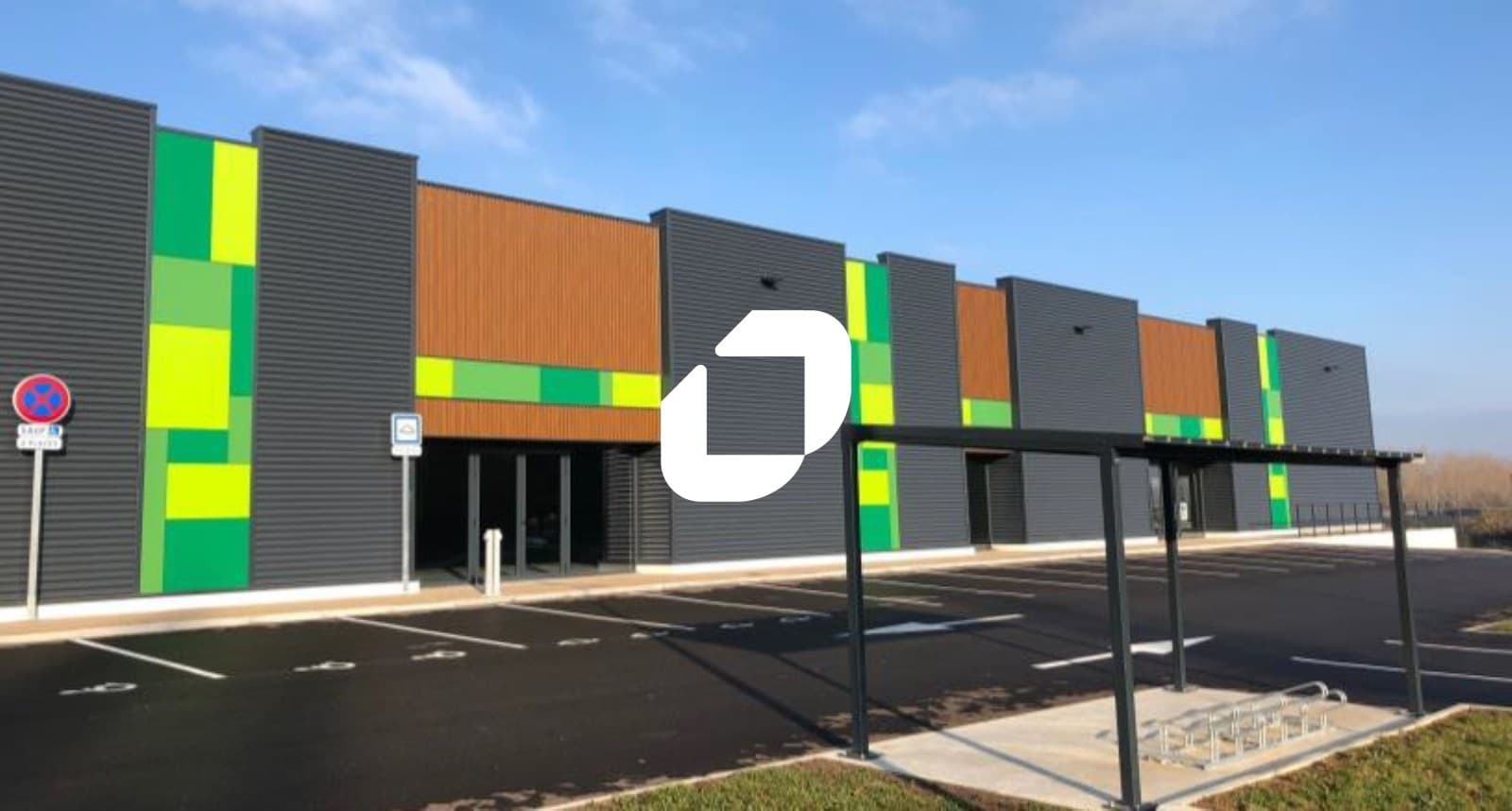 Local commercial 2171 m² — RHONE — photo 1