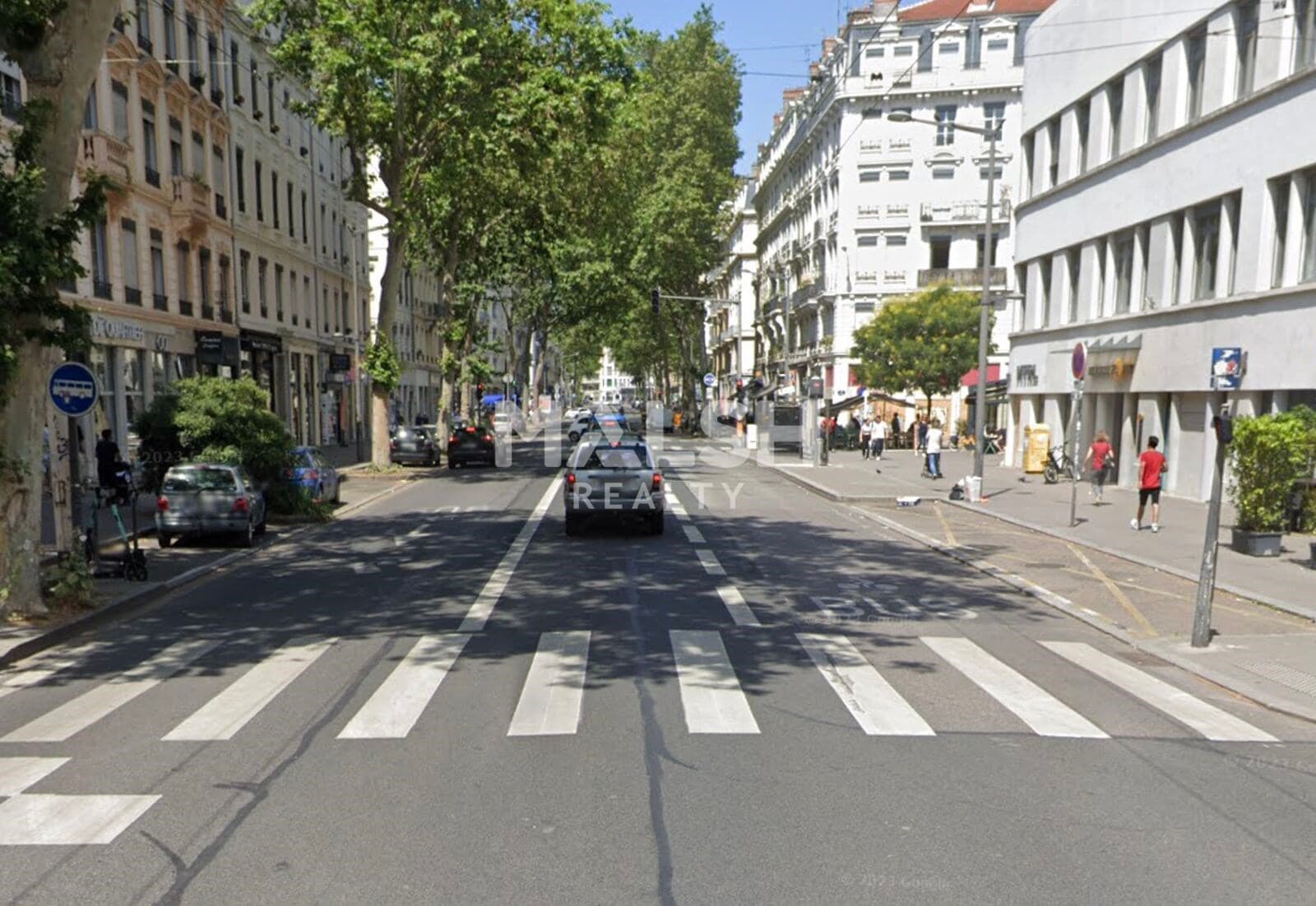 Local commercial 130 m² — RHONE — photo 1