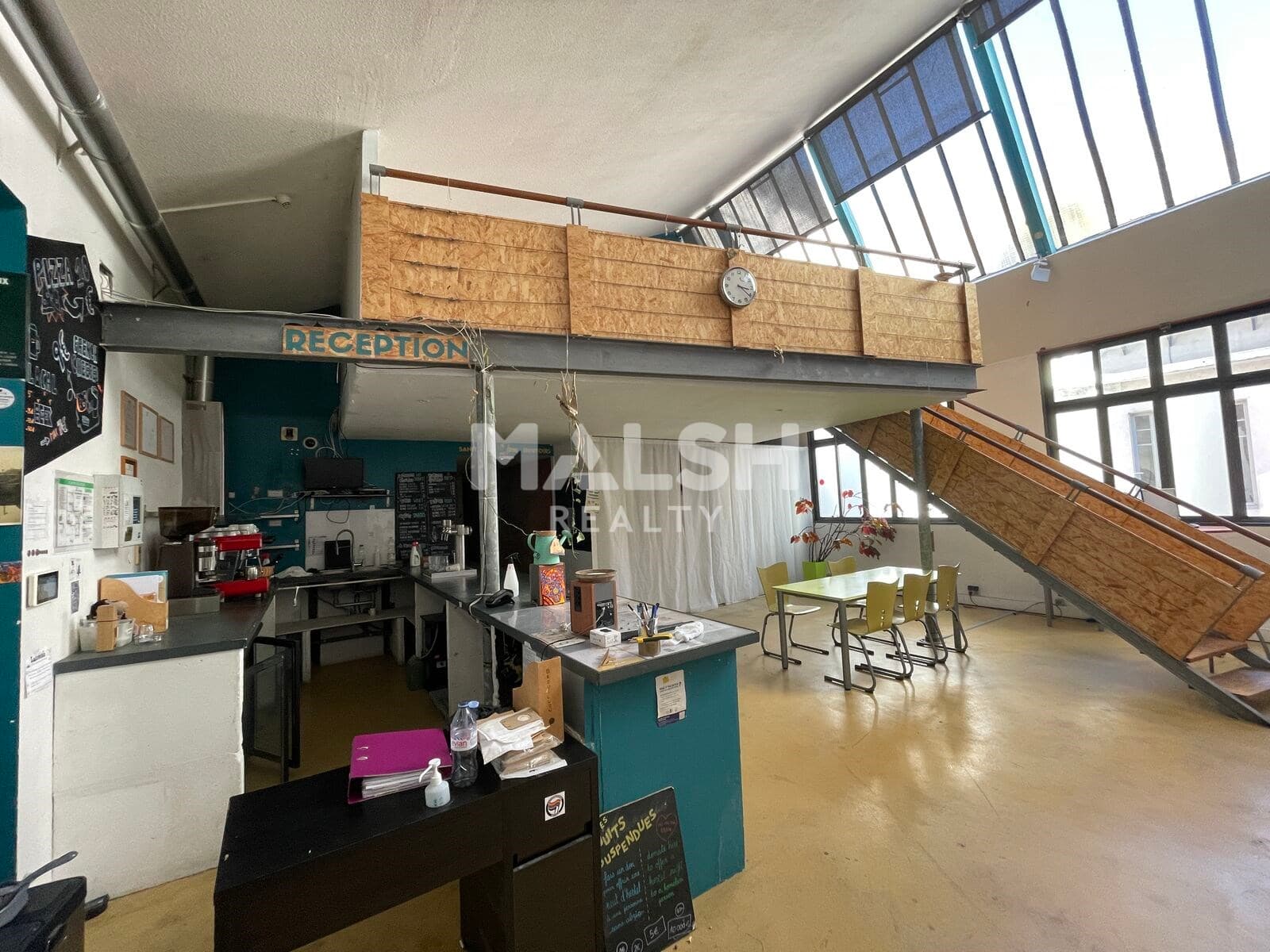 Local commercial 445 m² — RHONE — photo 1