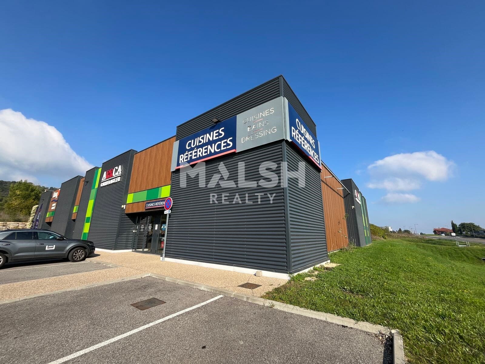 Local commercial 381 m² — RHONE — photo 1