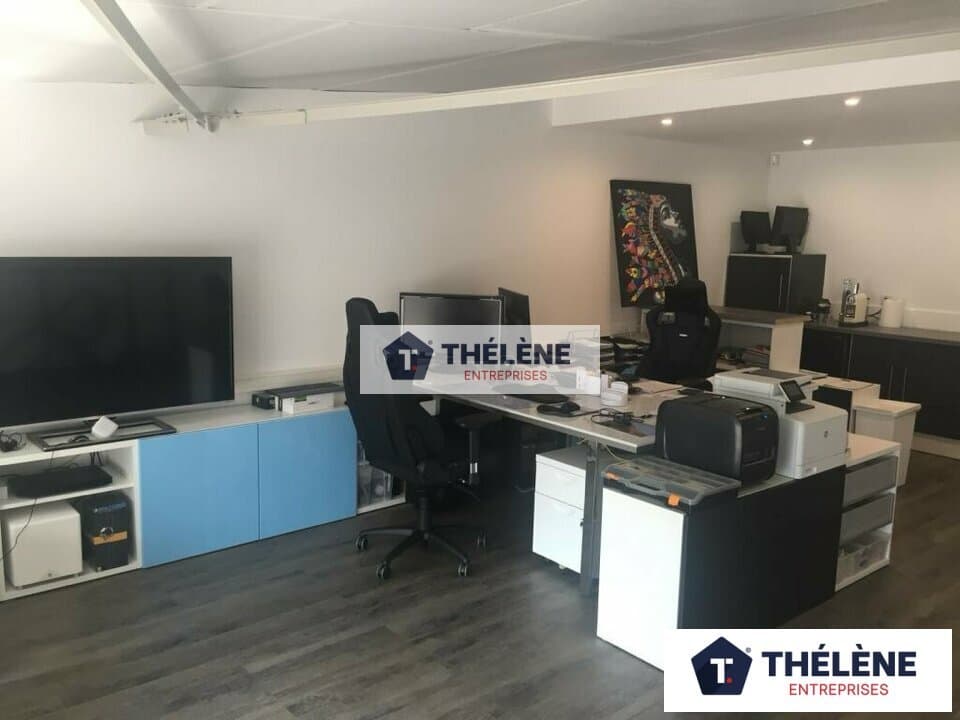 Local commercial · 89 m² · Location — photo 2