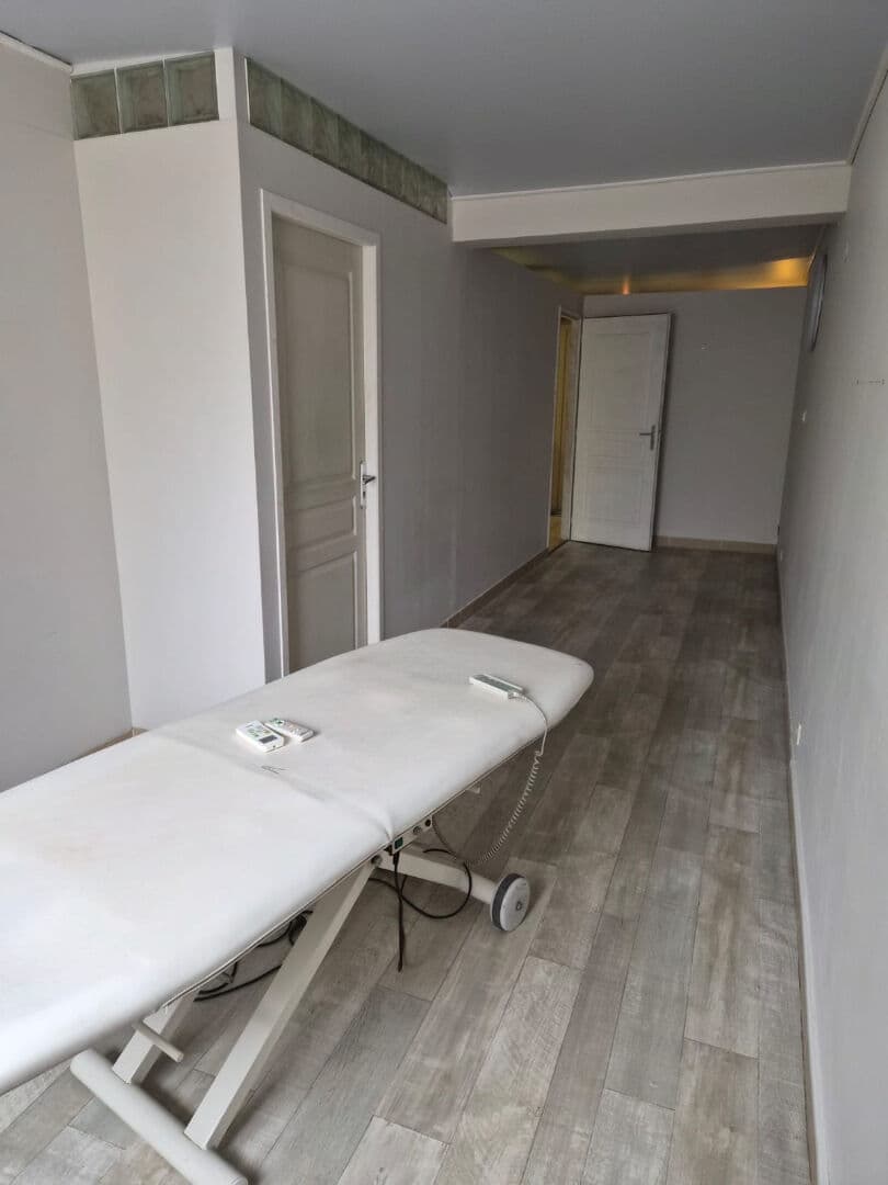 Local commercial 20 m² — BOUCHES DU RHONE — photo 1