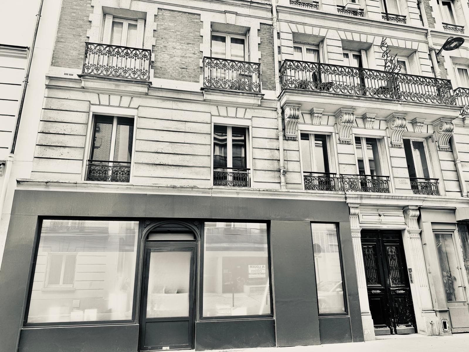 Local commercial · 122 m² · Achat des murs — photo 3