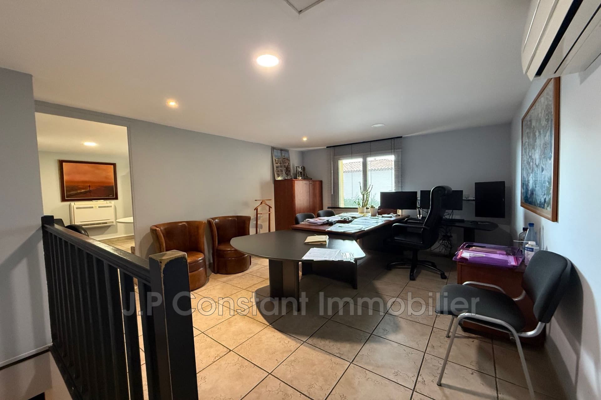 Local commercial · 190 m² · Achat des murs — photo 3