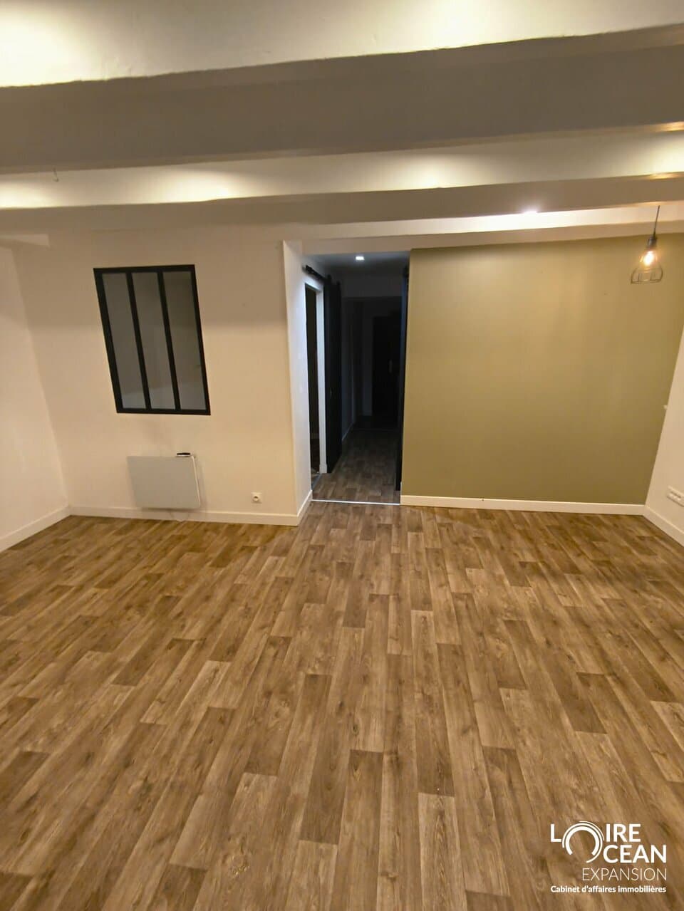 Local commercial · 43 m² · Location — photo 2