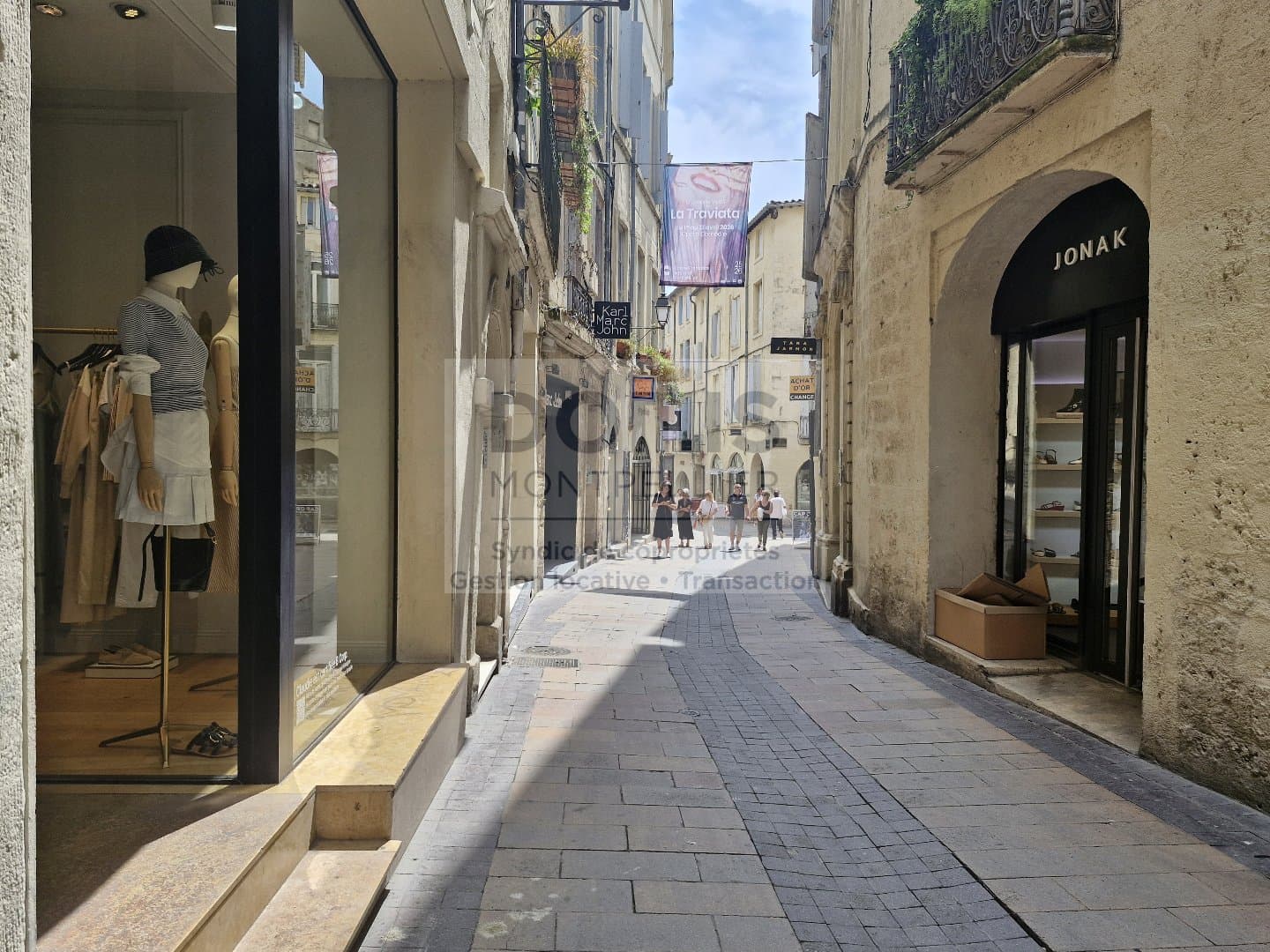 Local commercial 25 m² — MONTPELLIER — photo 1