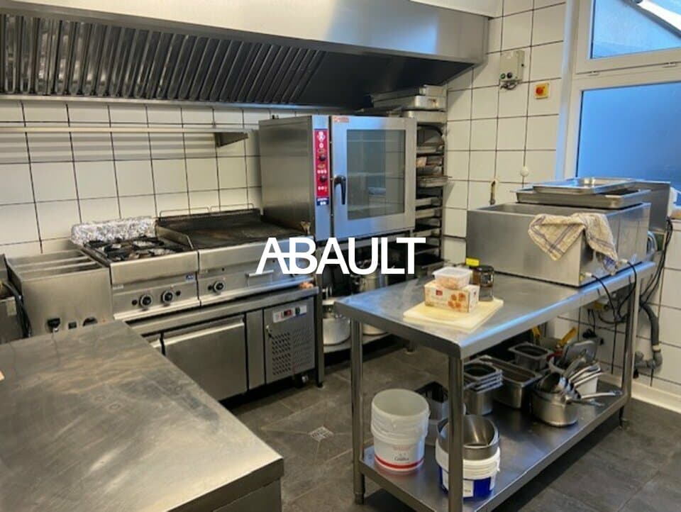 Local commercial · 170 m² · Fonds de commerce — photo 2