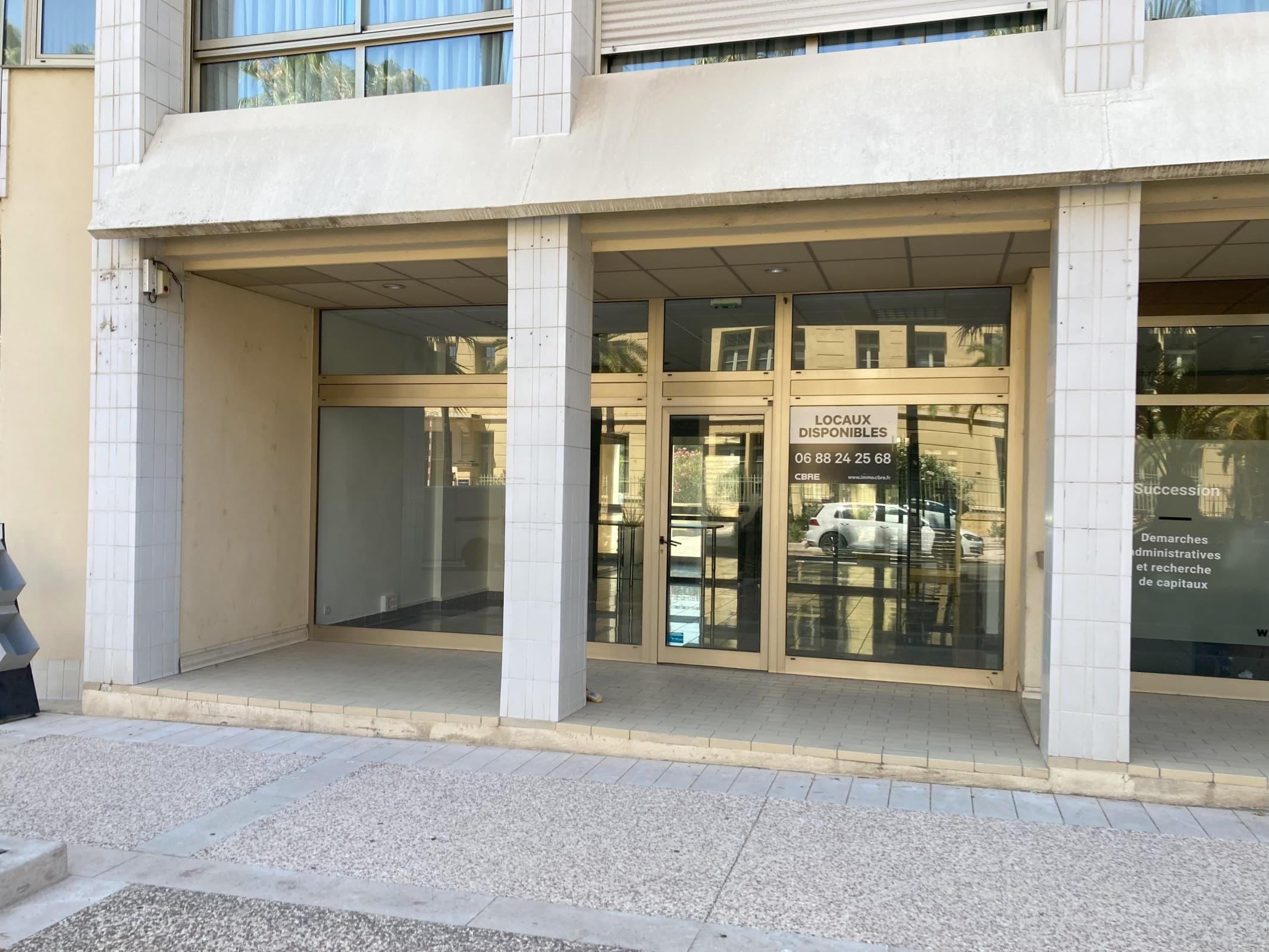 Local commercial 79 m² — VAR — photo 1