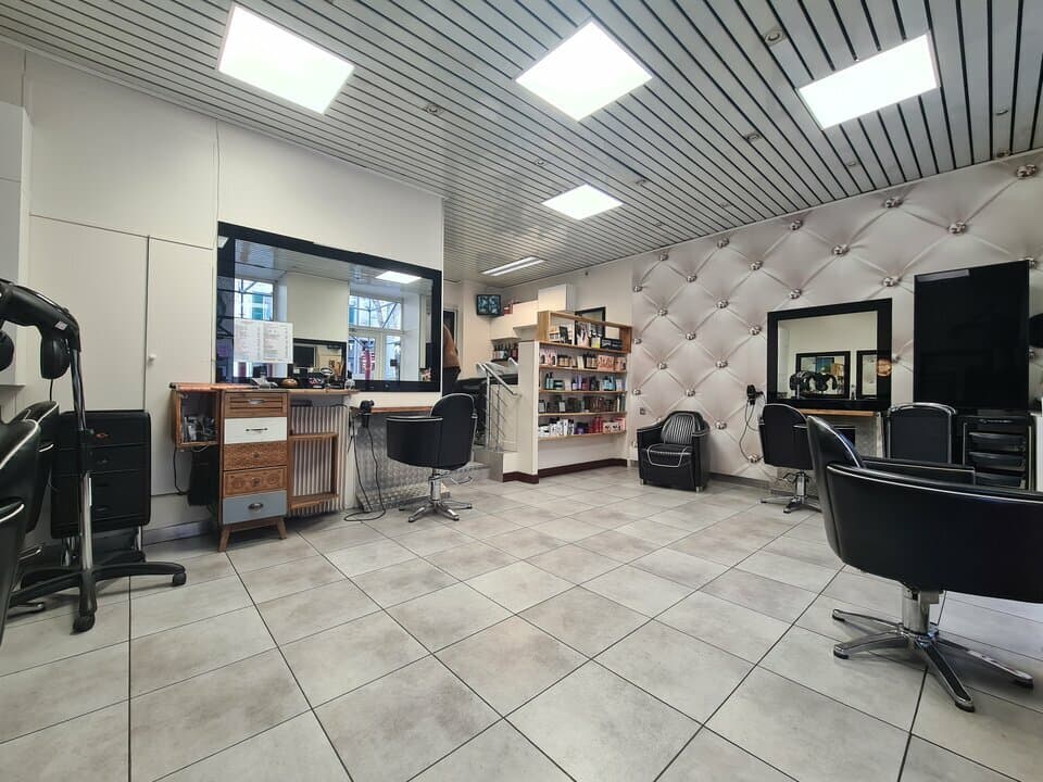 Local commercial · 50 m² · Fonds de commerce — photo 2