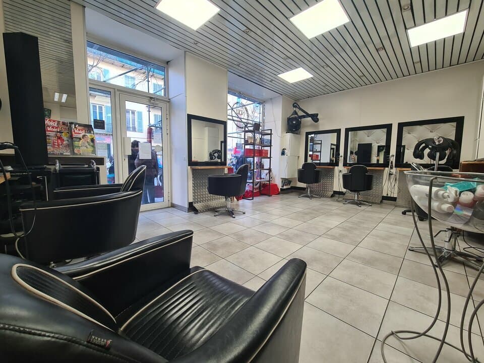 Local commercial · 50 m² · Fonds de commerce — photo 3