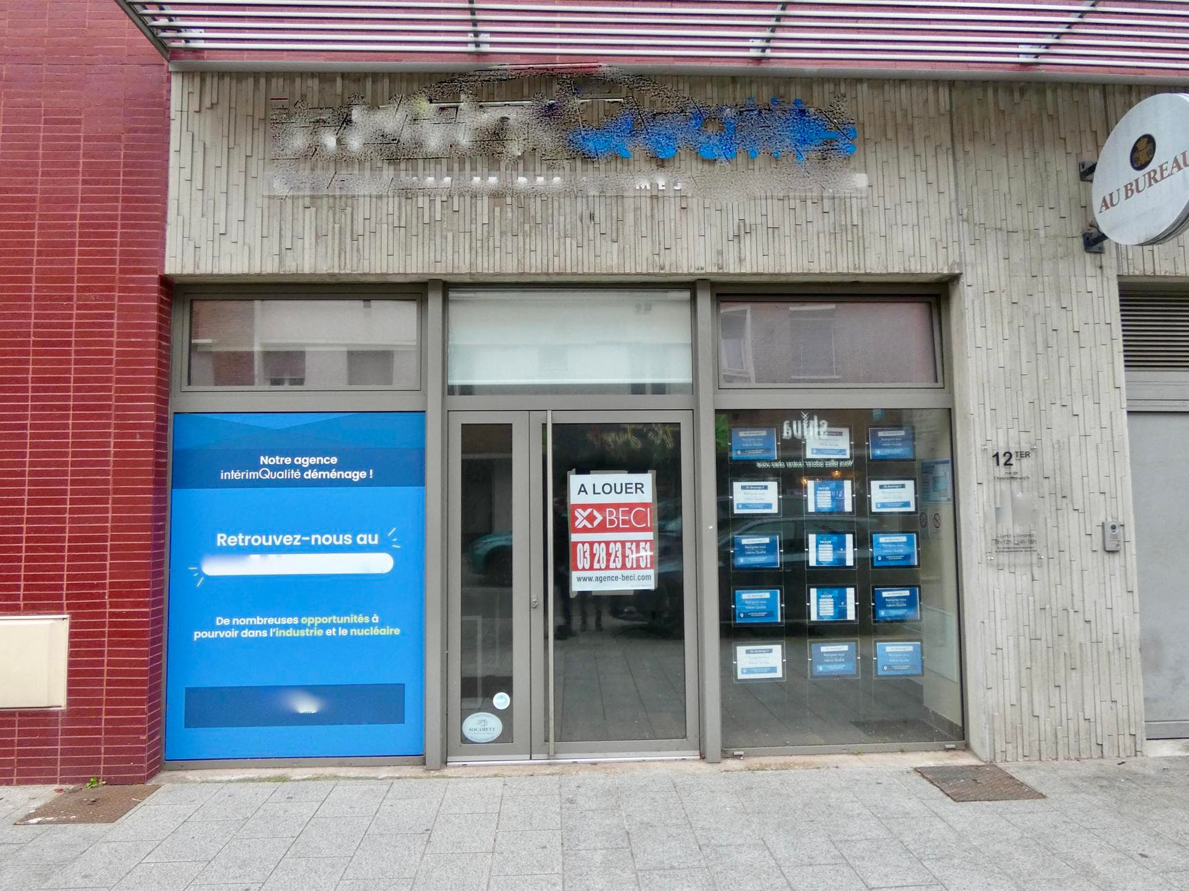 Local commercial · 74 m² · Location — photo 1