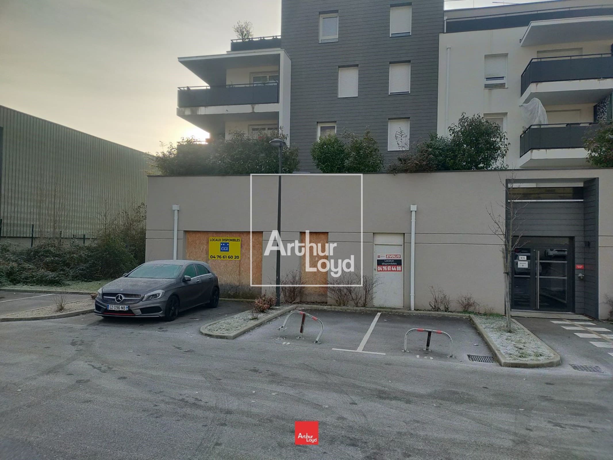 Local commercial · 230 m² · Location — photo 2