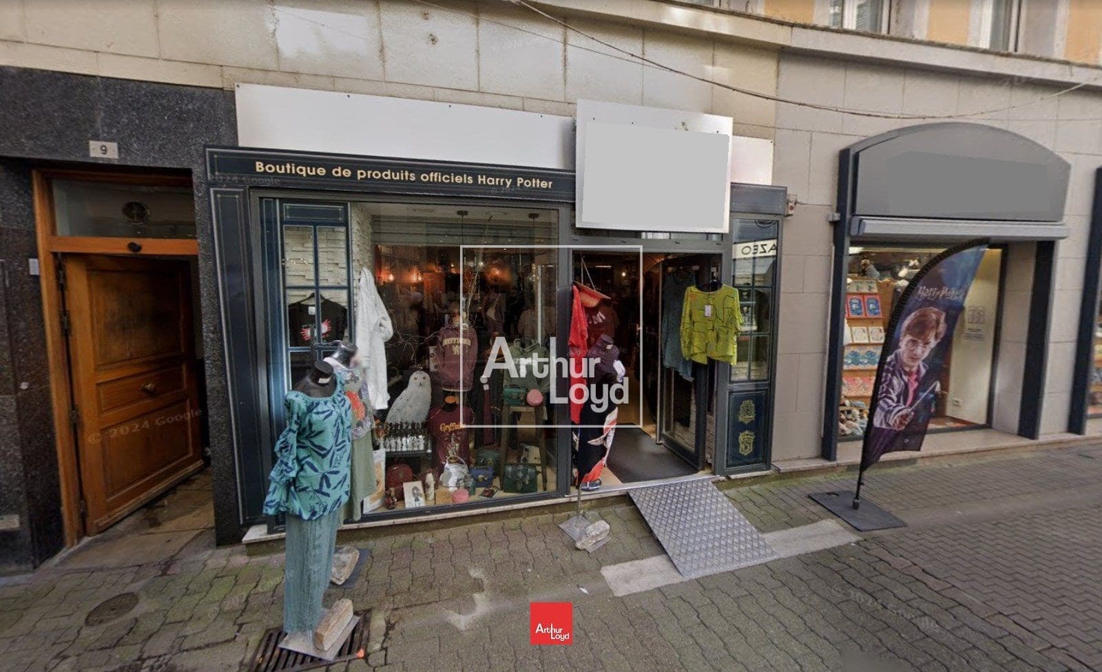 Local commercial · 71 m² · Location — photo 1