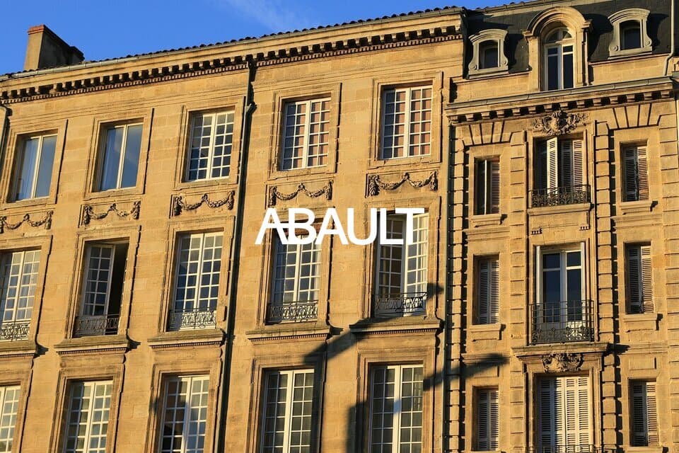 Local commercial 212 m² — BORDEAUX — photo 1