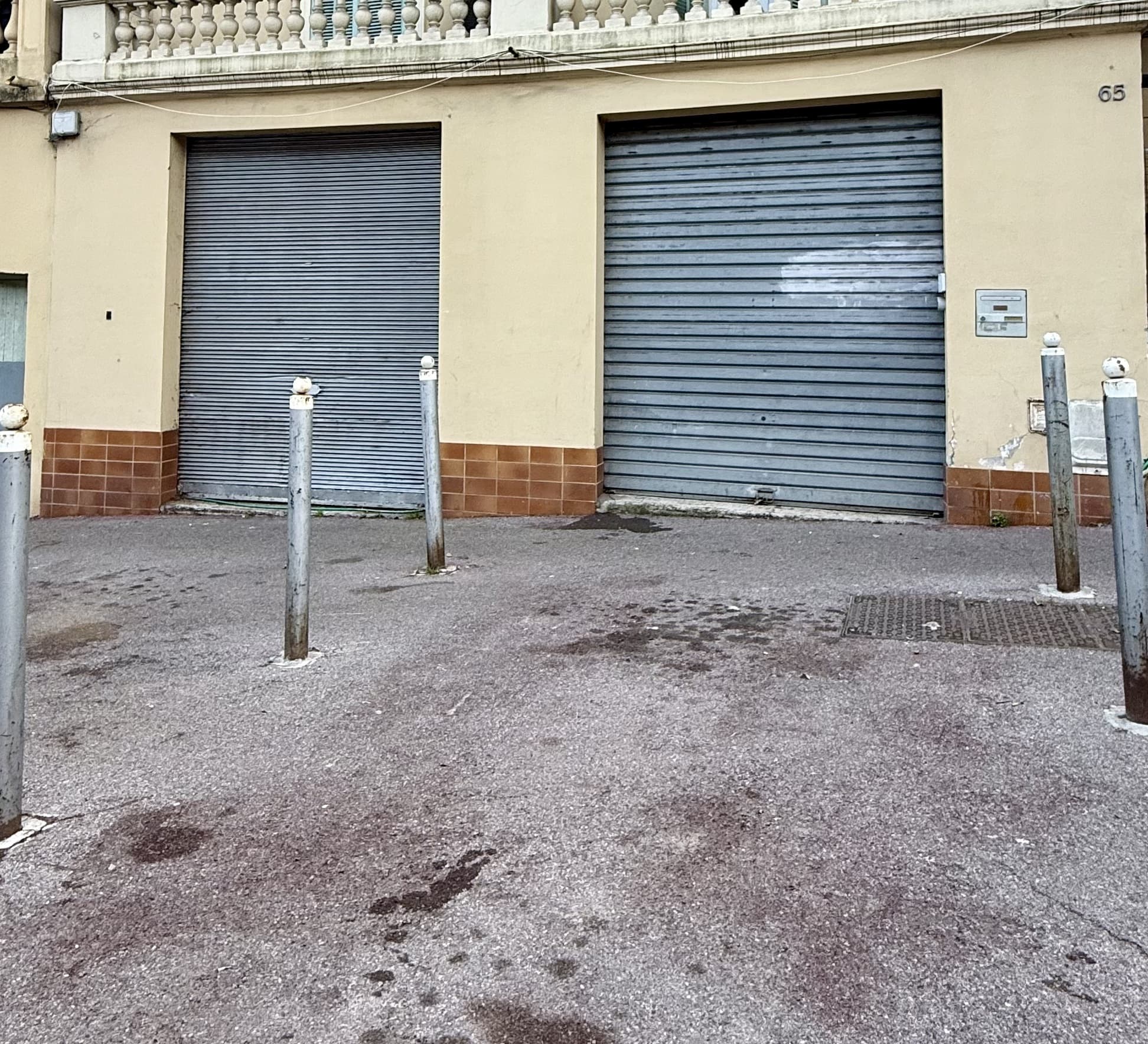 Local commercial 49 m² — NICE — photo 1