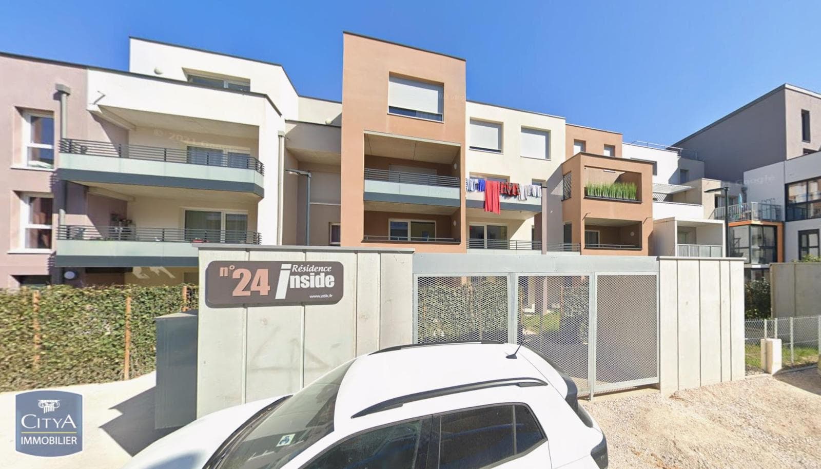 Local commercial — DIJON — photo 1