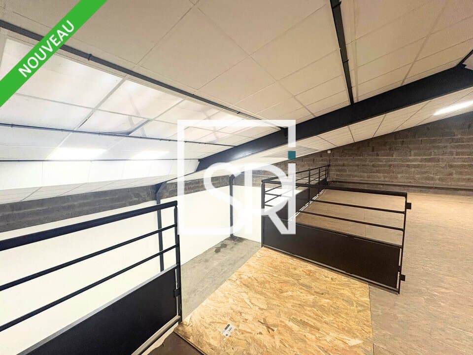 Local commercial · 400 m² · Location — photo 3