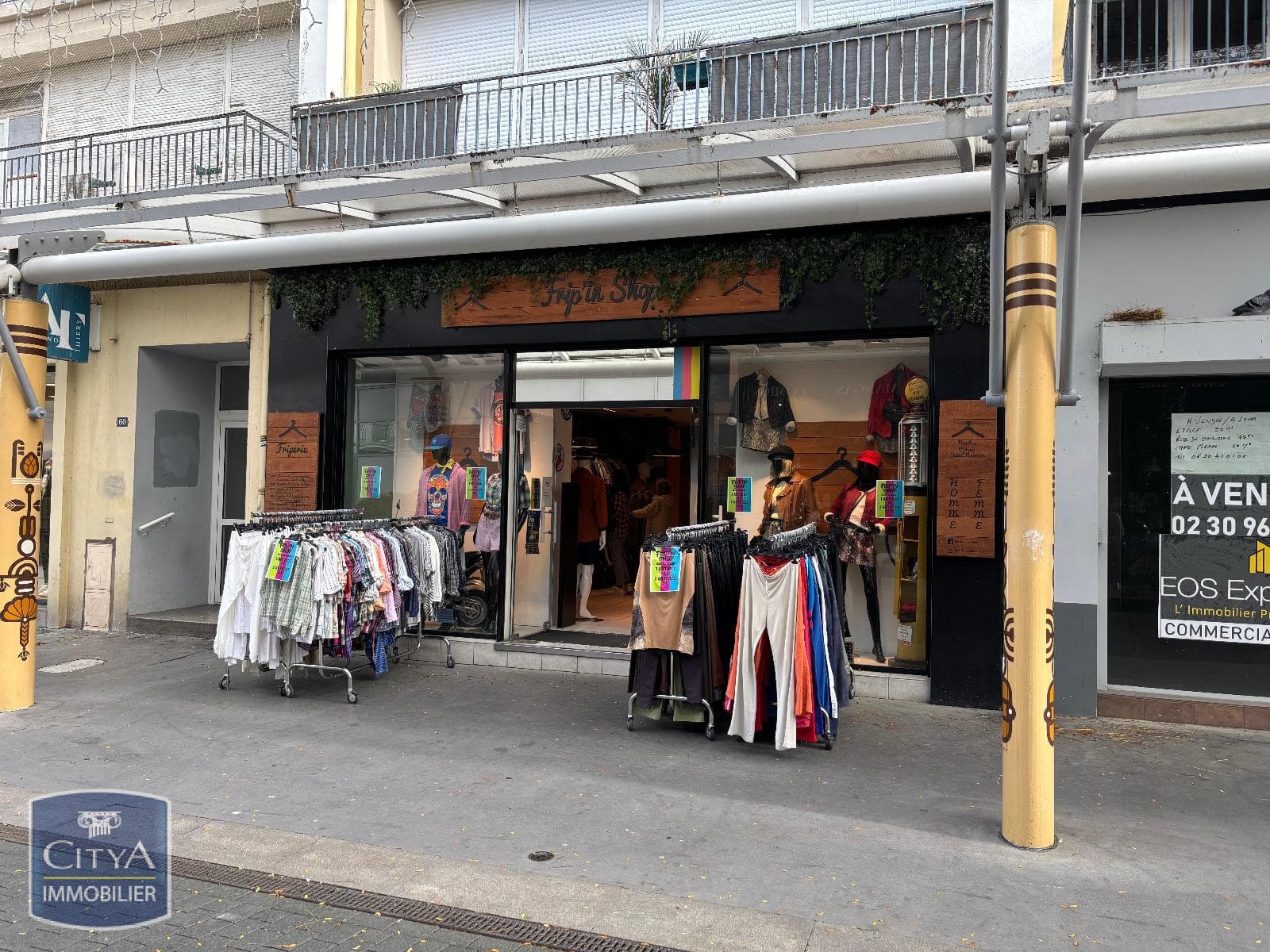 Local commercial · 143 m² · Location — photo 1