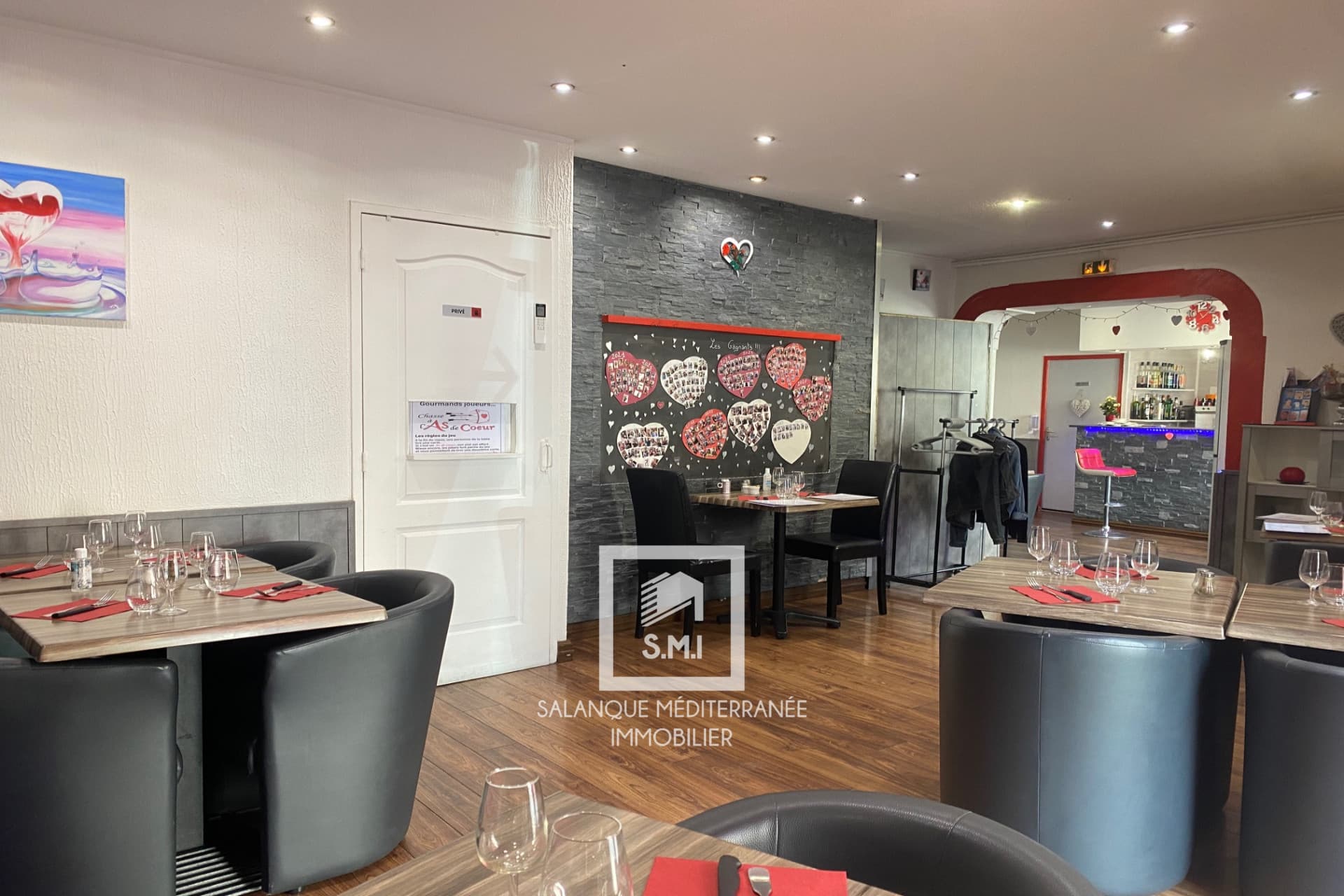 Local commercial · 86 m² · Location — photo 1