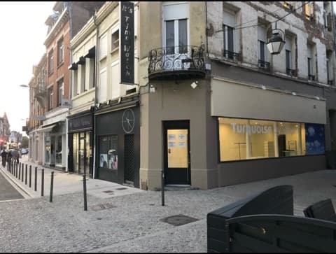 Local commercial 29 m² — CAMBRAI — photo 1