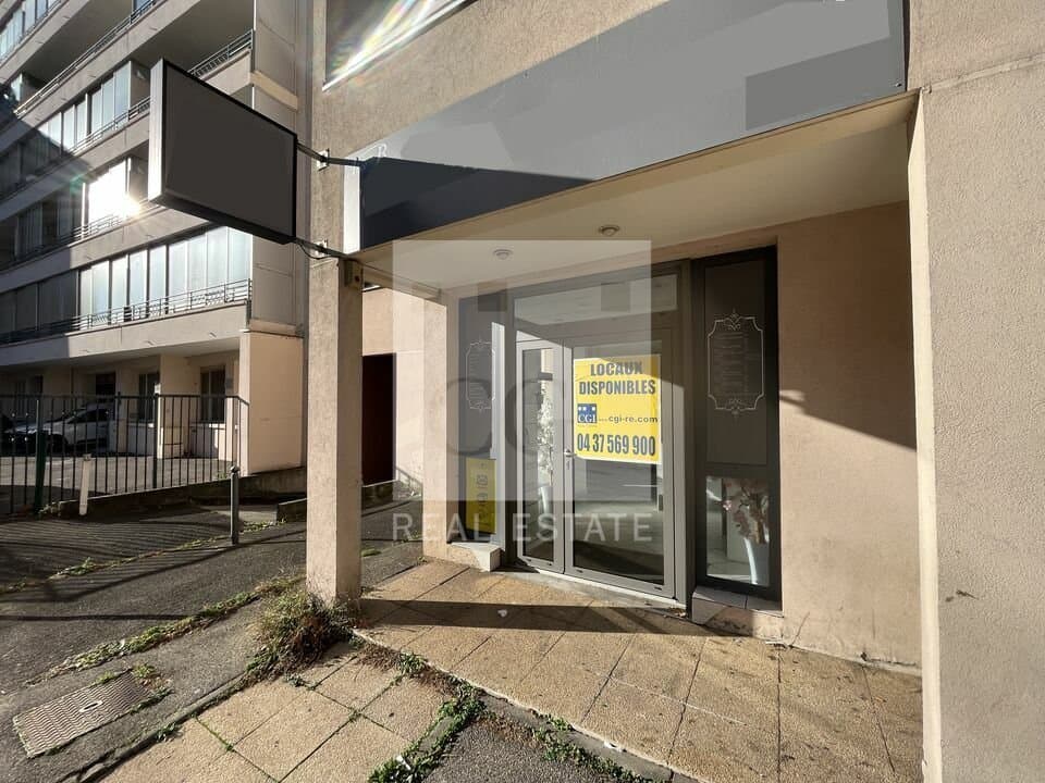 Local commercial · 61 m² · Achat des murs — photo 1