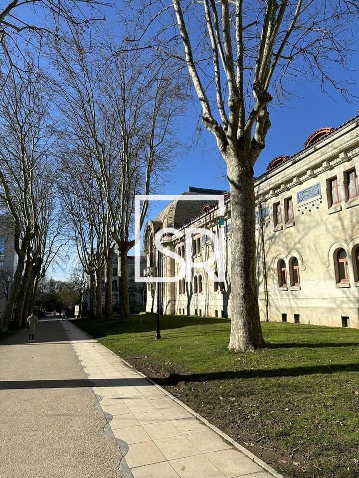 Local commercial · 63 m² · Achat des murs — photo 1