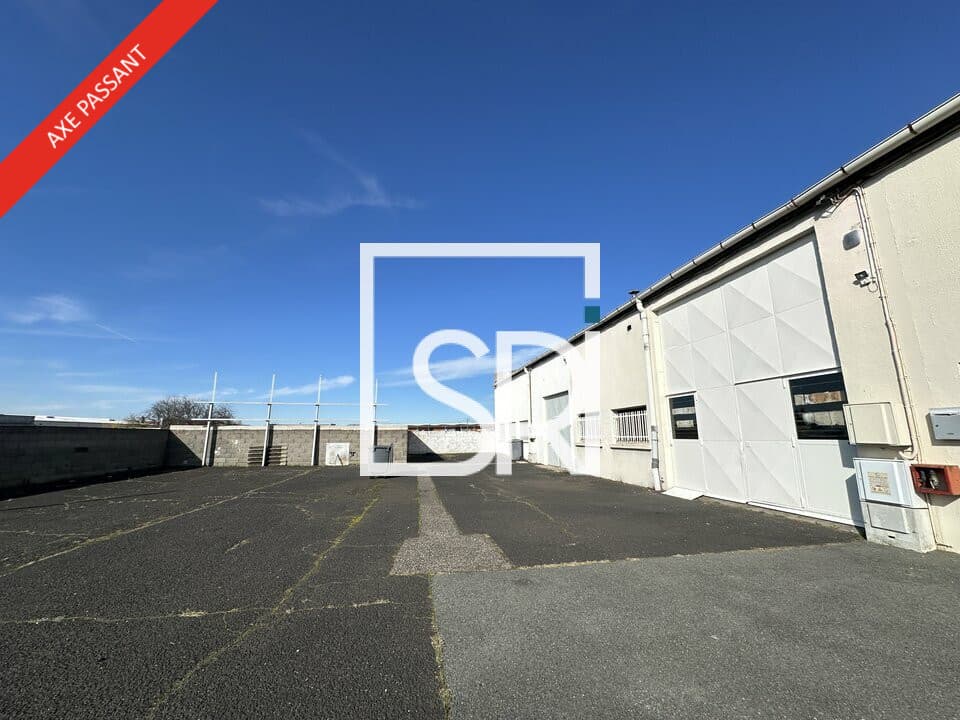 Local commercial · 780 m² · Location — photo 3