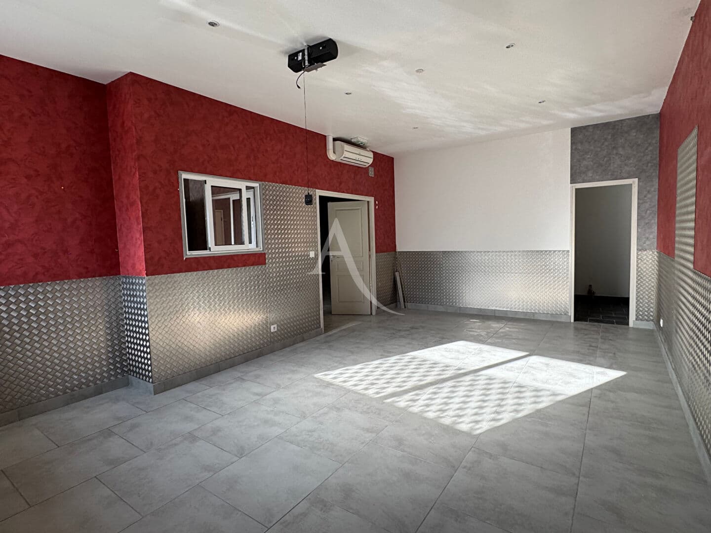 Local commercial 82 m² — LOIR ET CHER — photo 1