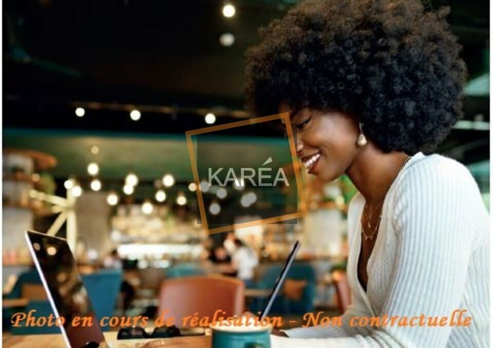 Local commercial · 128 m² · Location — photo 1