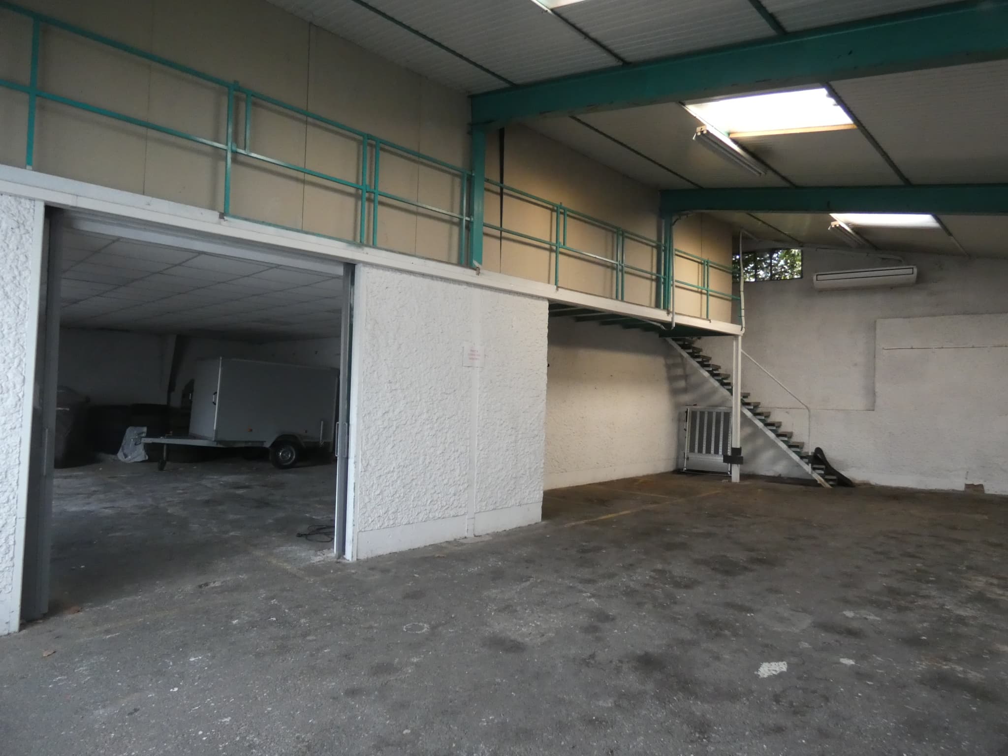 Local commercial 287 m² — BEAUNE — photo 1