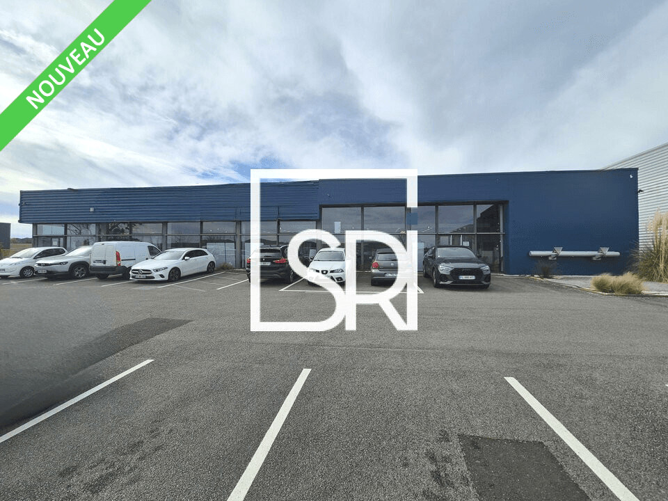 Local commercial · 695 m² · Location — photo 1