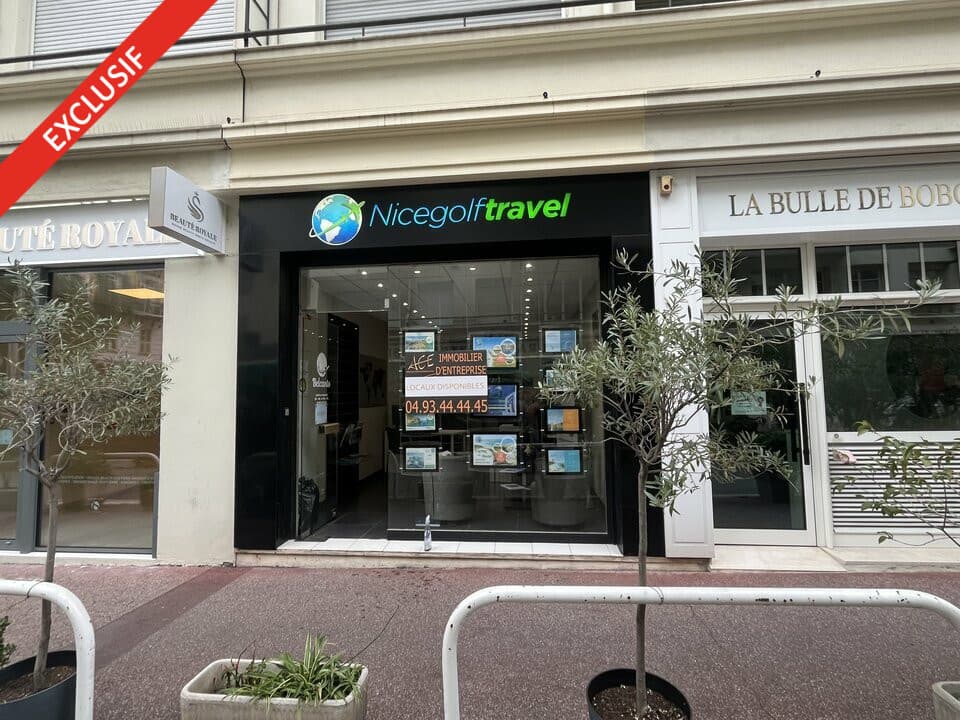 Local commercial · 53 m² · Location — photo 1