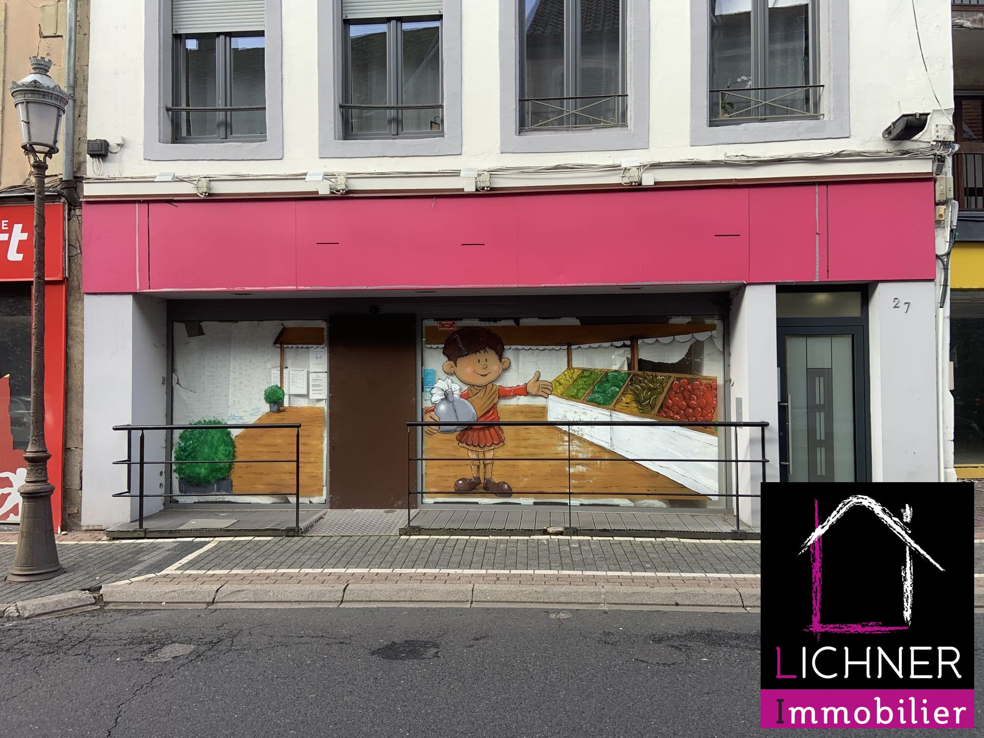 Local commercial · 153 m² · Location — photo 1
