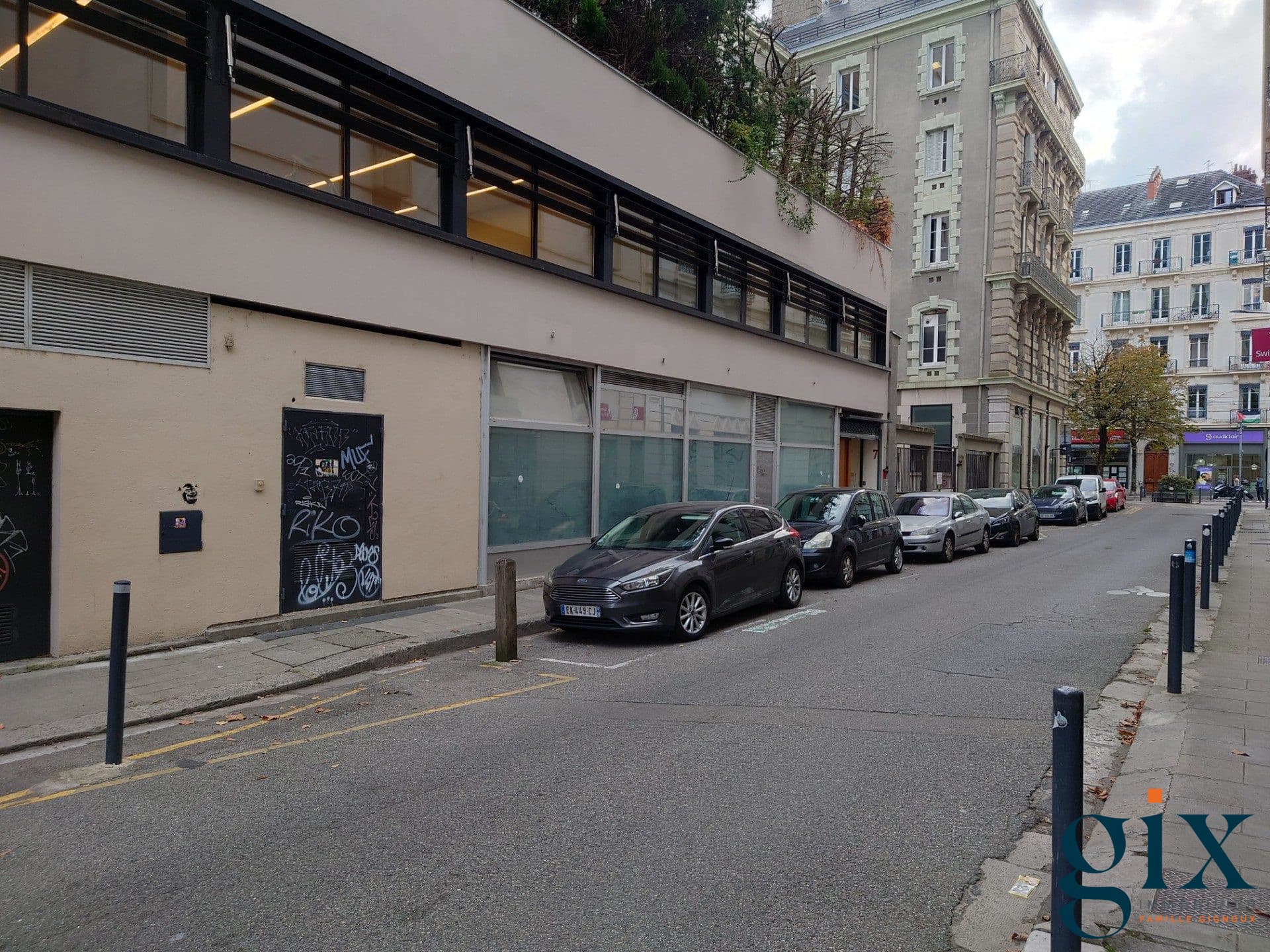 Local commercial · 363 m² · Achat des murs — photo 1