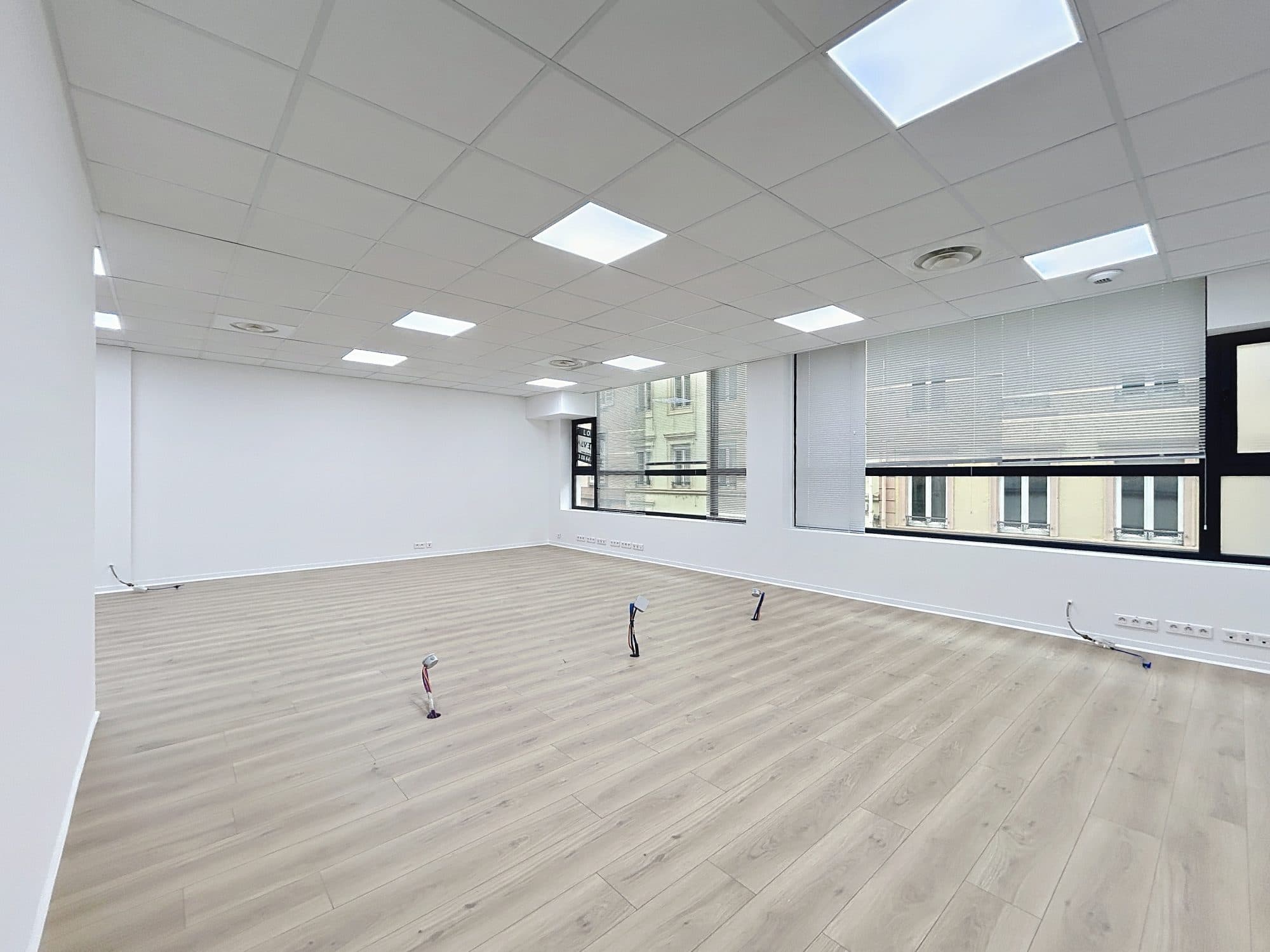 Local commercial · 86 m² · Location — photo 2