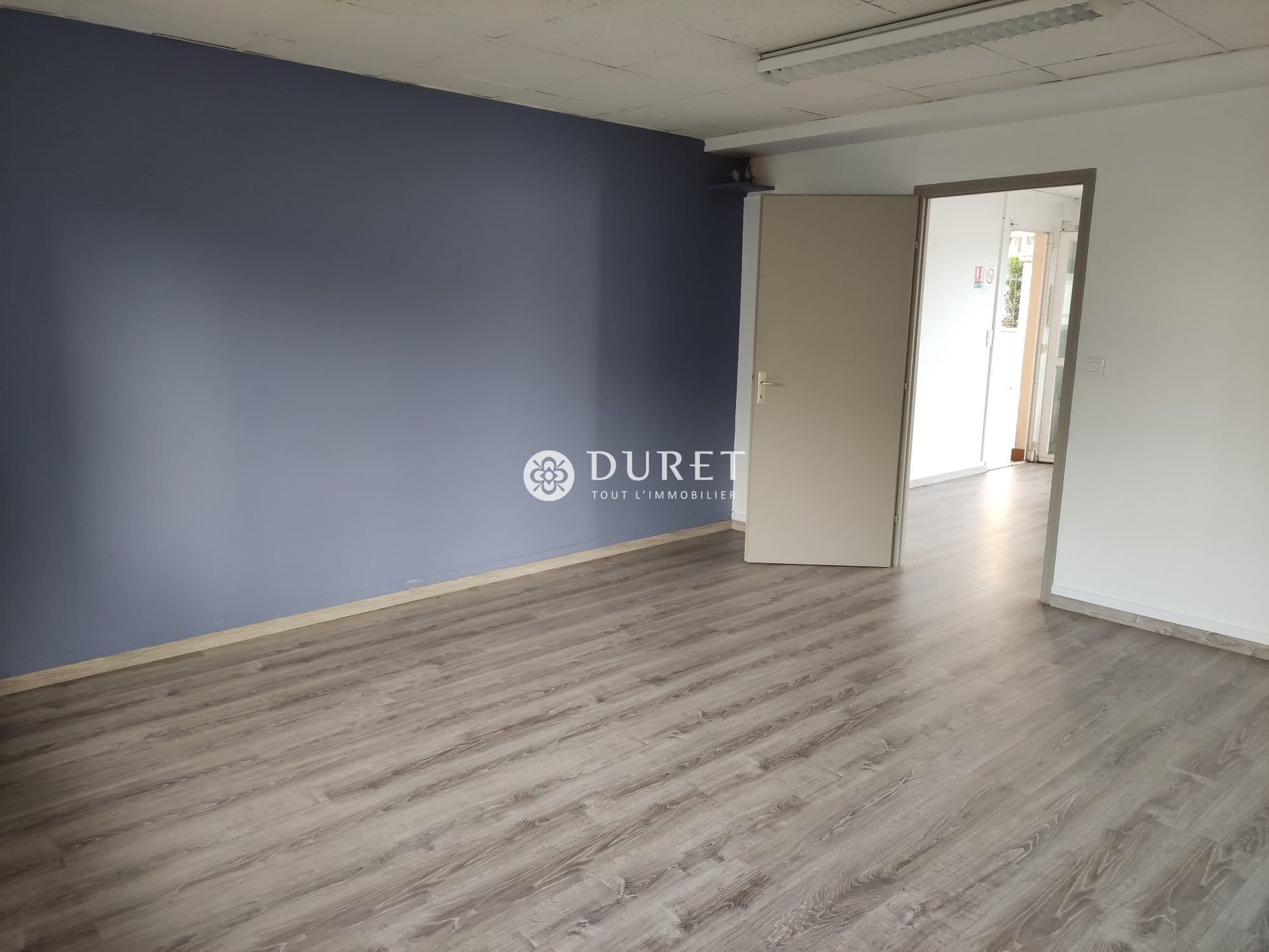 Local commercial · 90 m² · Location — photo 3