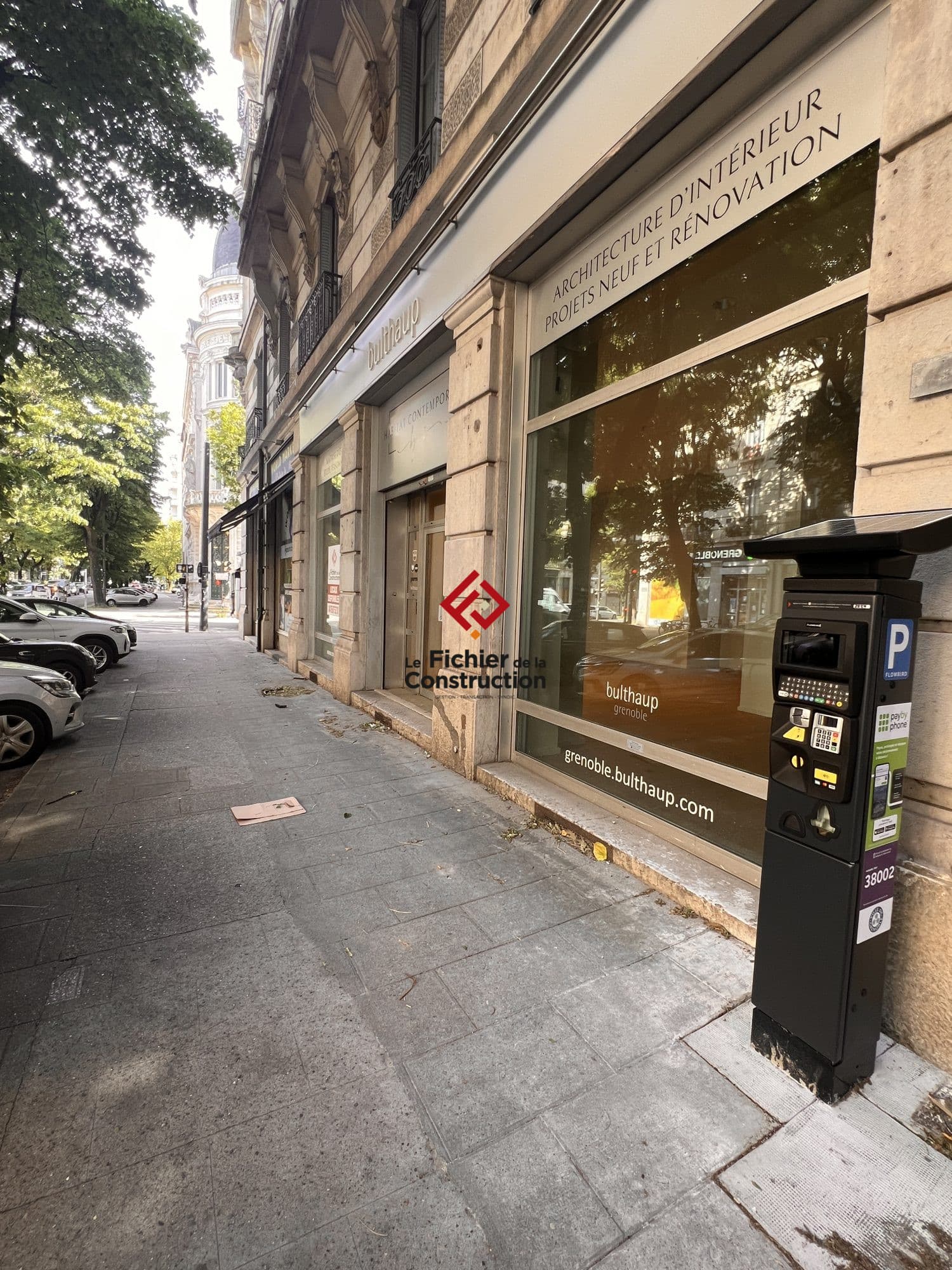 Local commercial · 92 m² · Achat des murs — photo 2