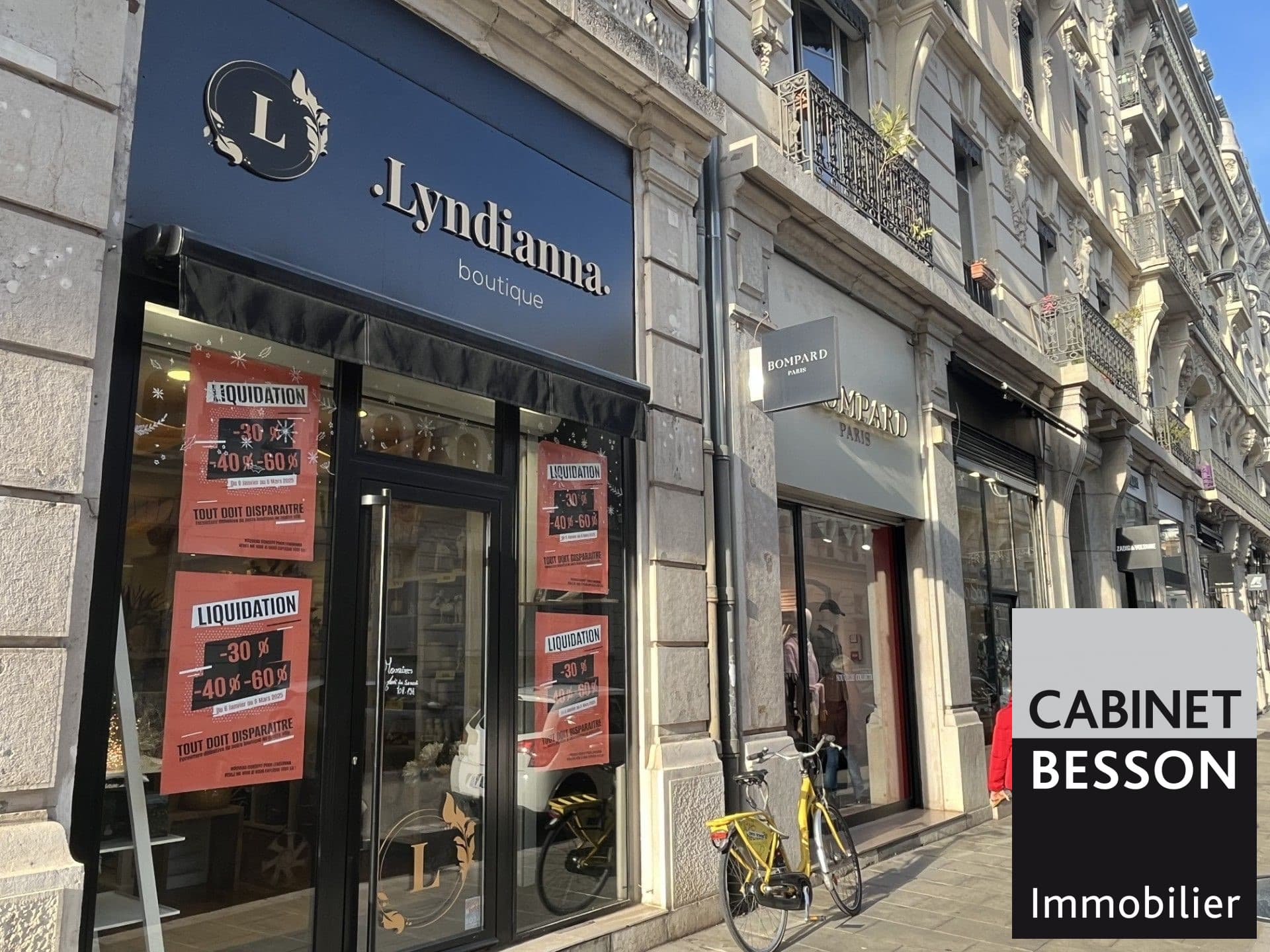 Local commercial · 77 m² · Location — photo 1