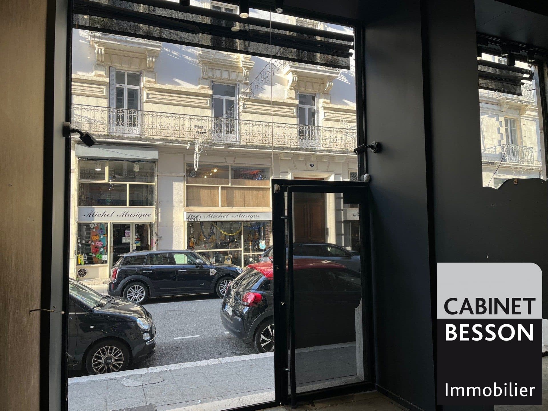 Local commercial · 36 m² · Location — photo 3