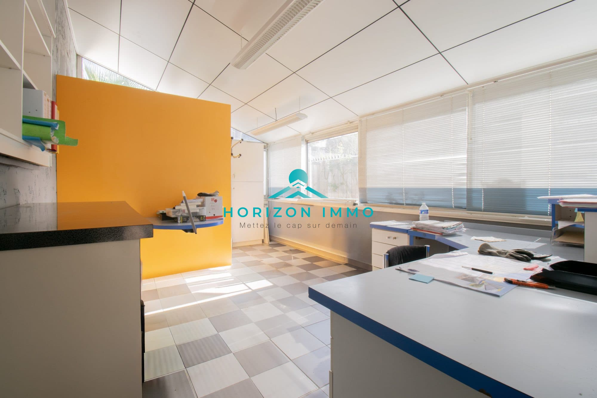 Local commercial · 27 m² · Location — photo 3