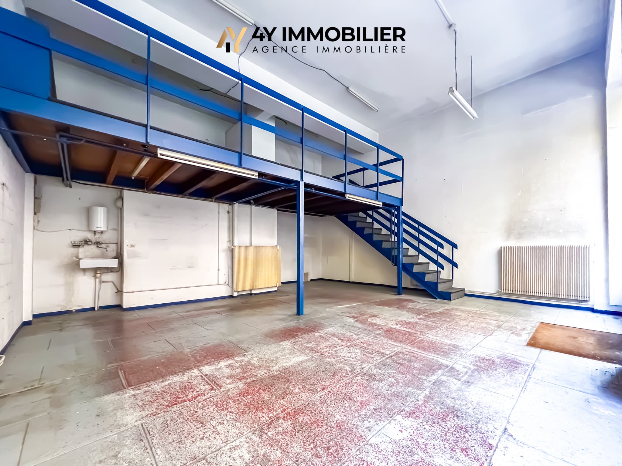 Local commercial 77 m² — GRENOBLE — photo 1