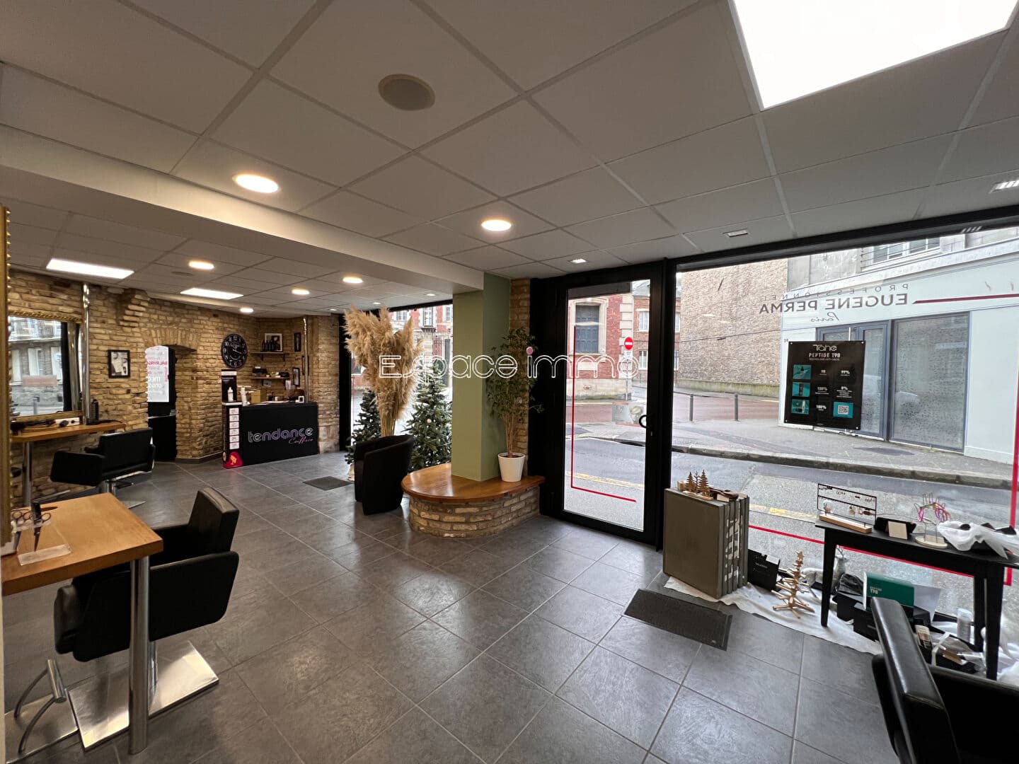 Local commercial 41 m² — DIEPPE — photo 1