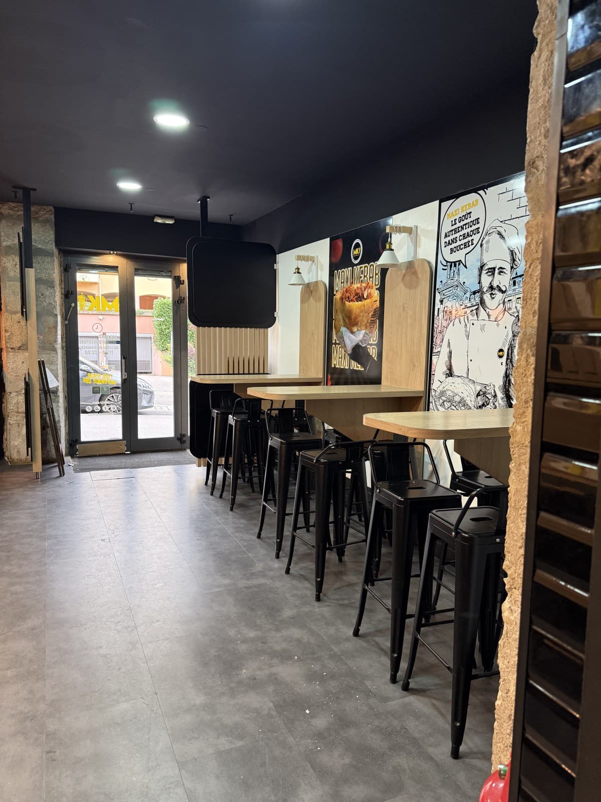 Local commercial · 105 m² · Achat des murs — photo 1