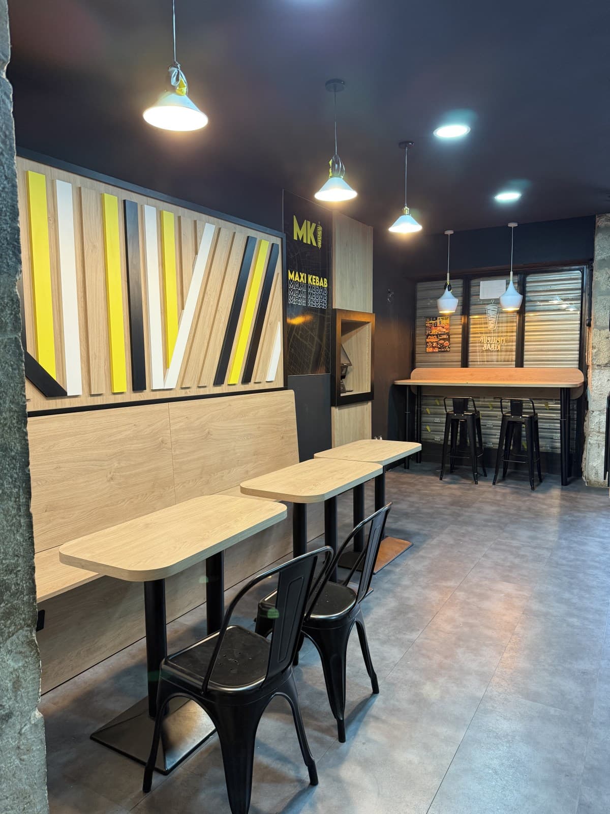 Local commercial · 105 m² · Achat des murs — photo 2