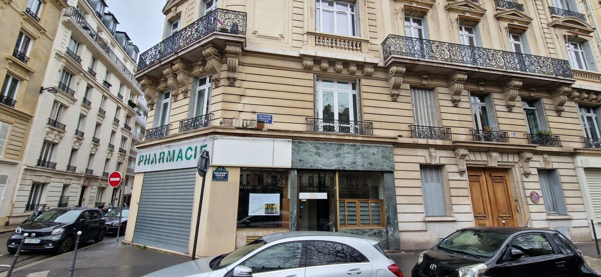Local commercial · 92 m² · Location — photo 2
