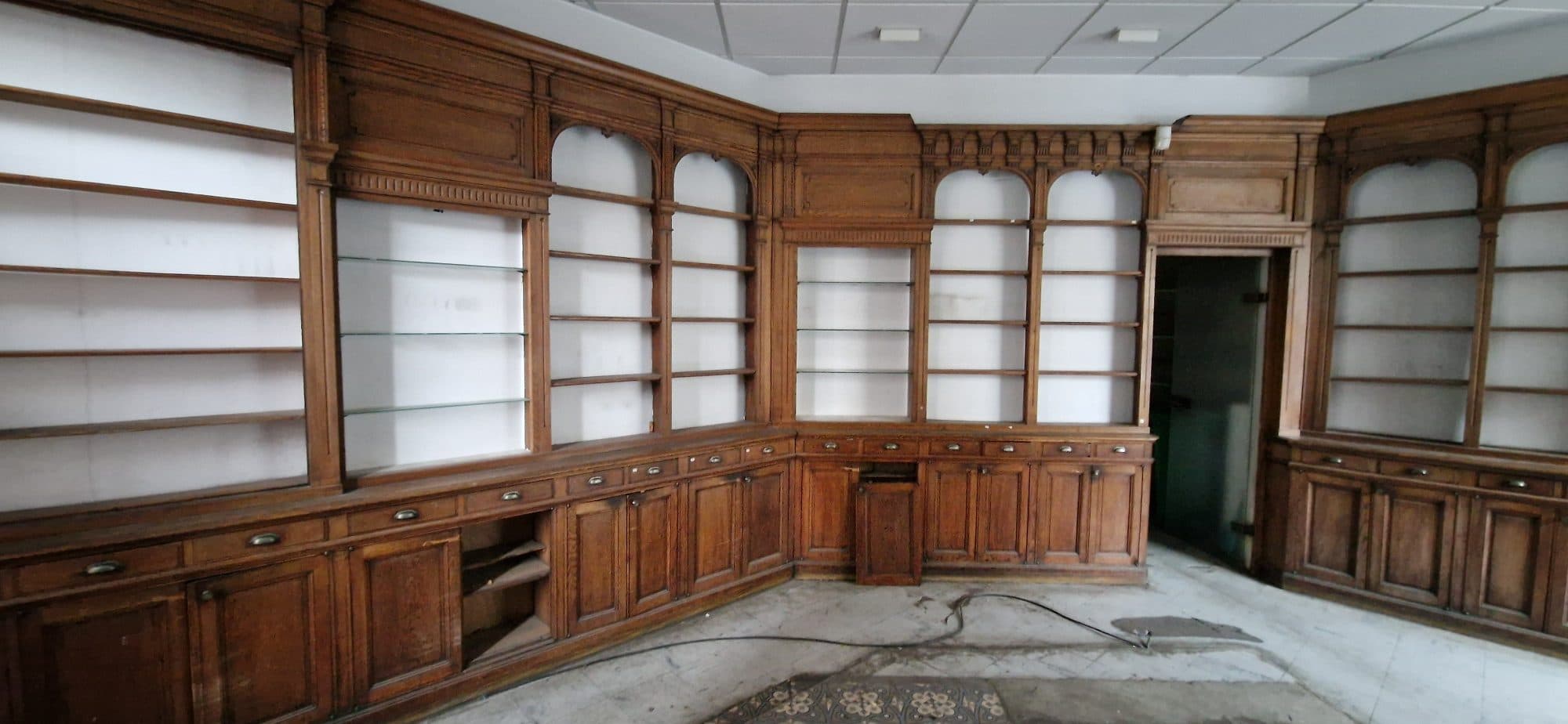Local commercial · 92 m² · Location — photo 3