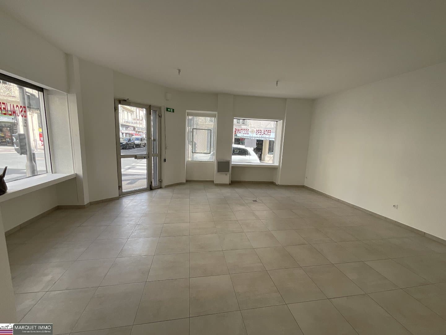Local commercial · 37 m² · Location — photo 2