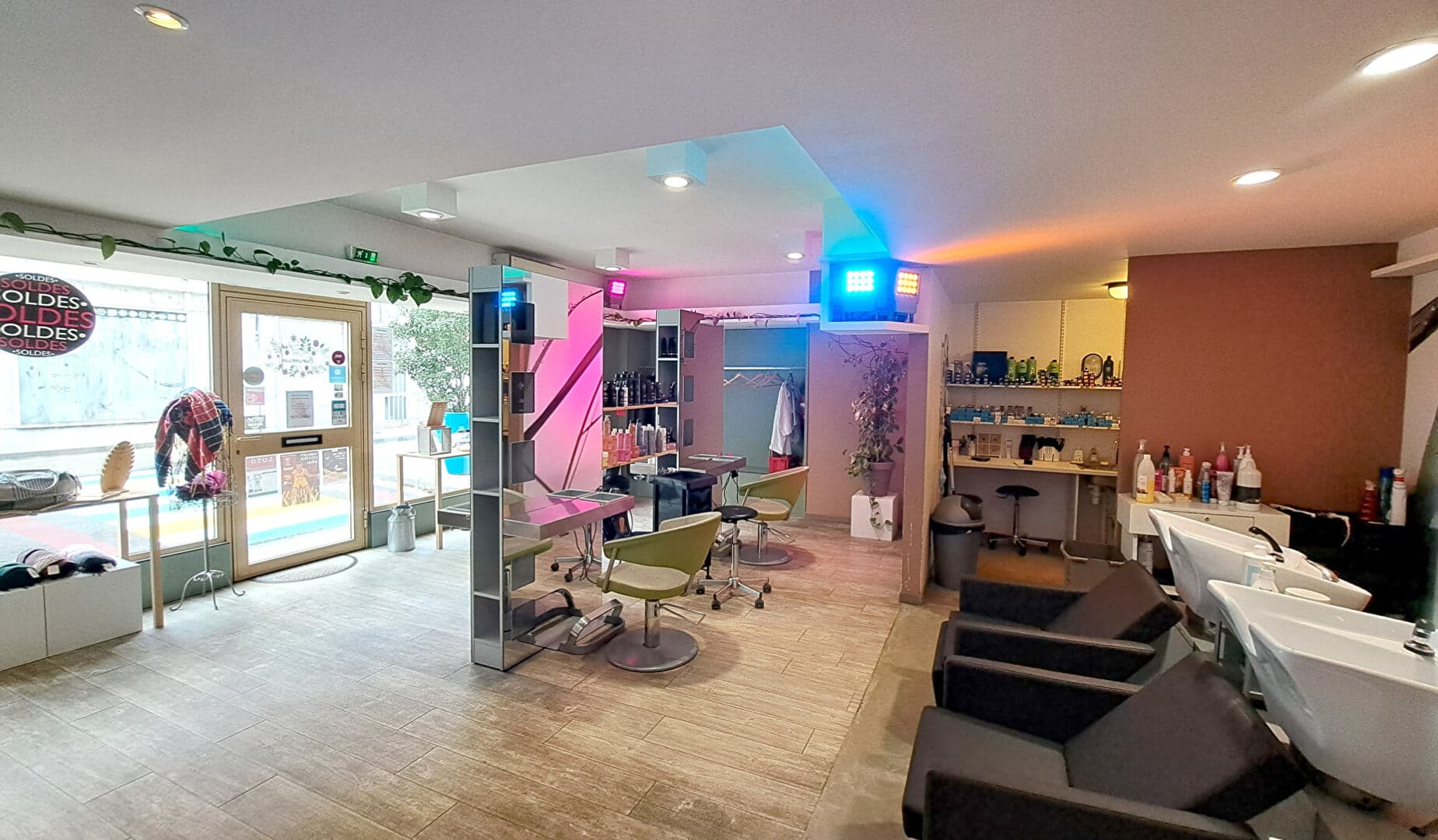 Local commercial 74 m² — DROME — photo 1