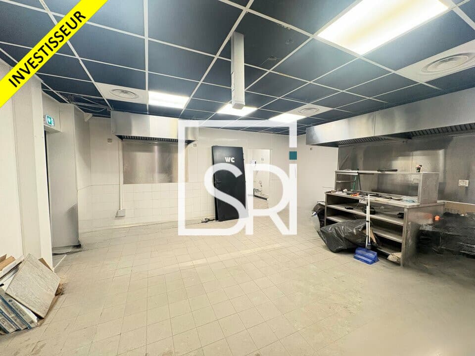 Local commercial · 255 m² · Achat des murs — photo 1