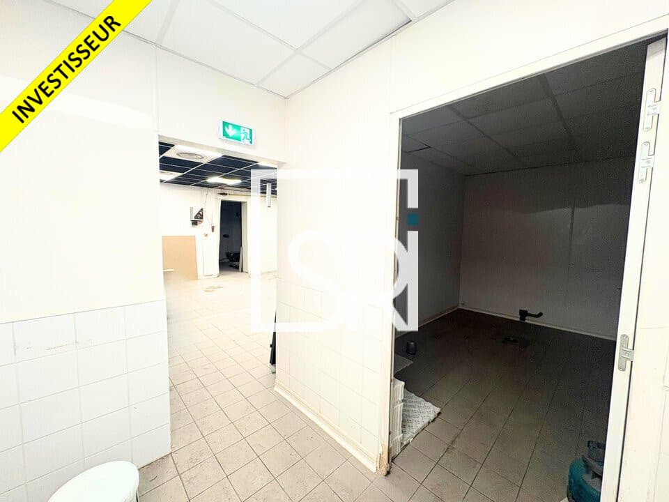 Local commercial · 255 m² · Achat des murs — photo 3